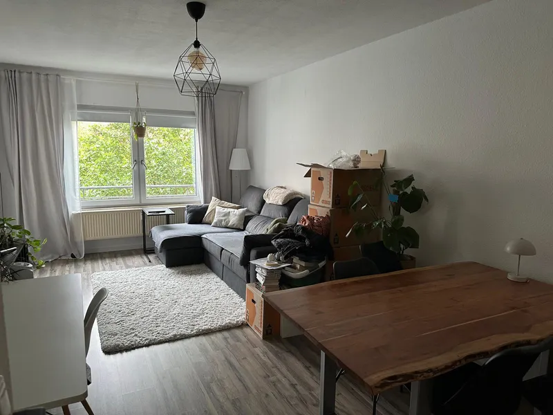 Superschöne 2 Zimmer-Wohnung in Biesdorf mit großer Loggia — photo 1
